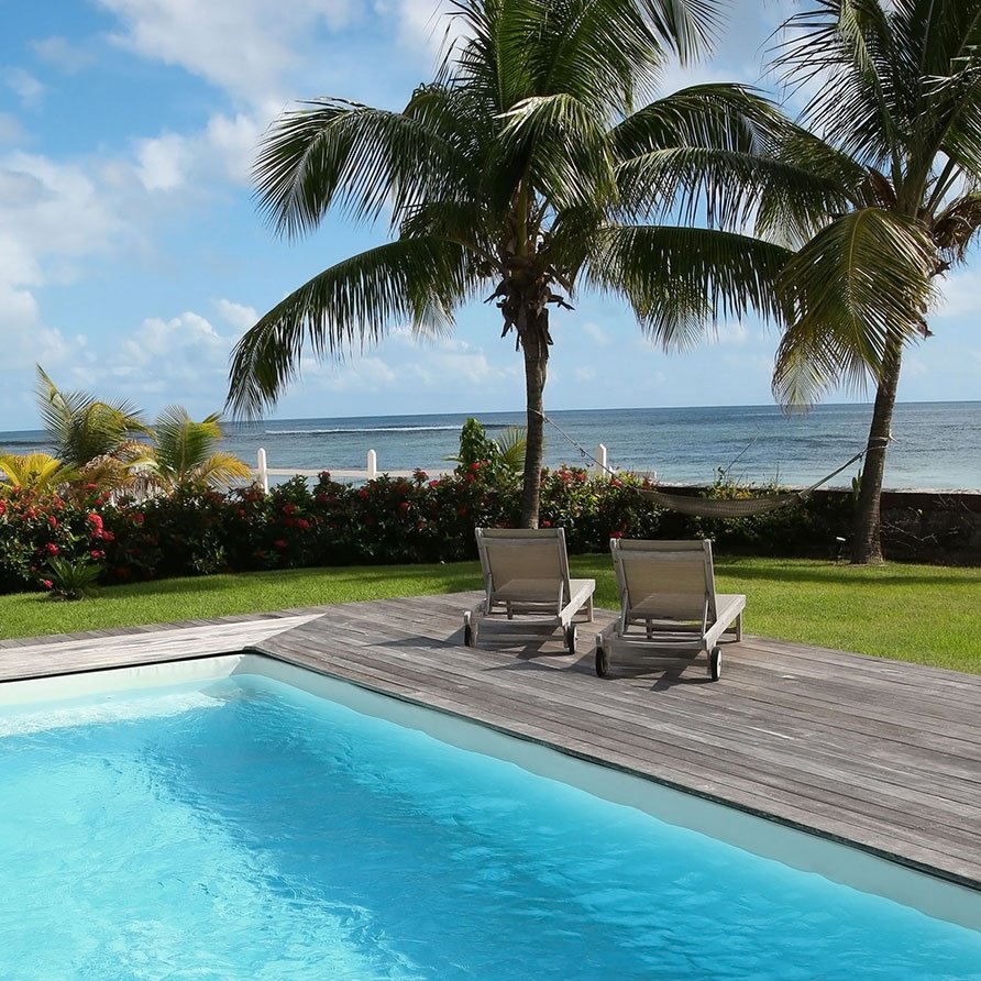 Exquisite Amenities for Your Comfy Stay 3 swimming pool